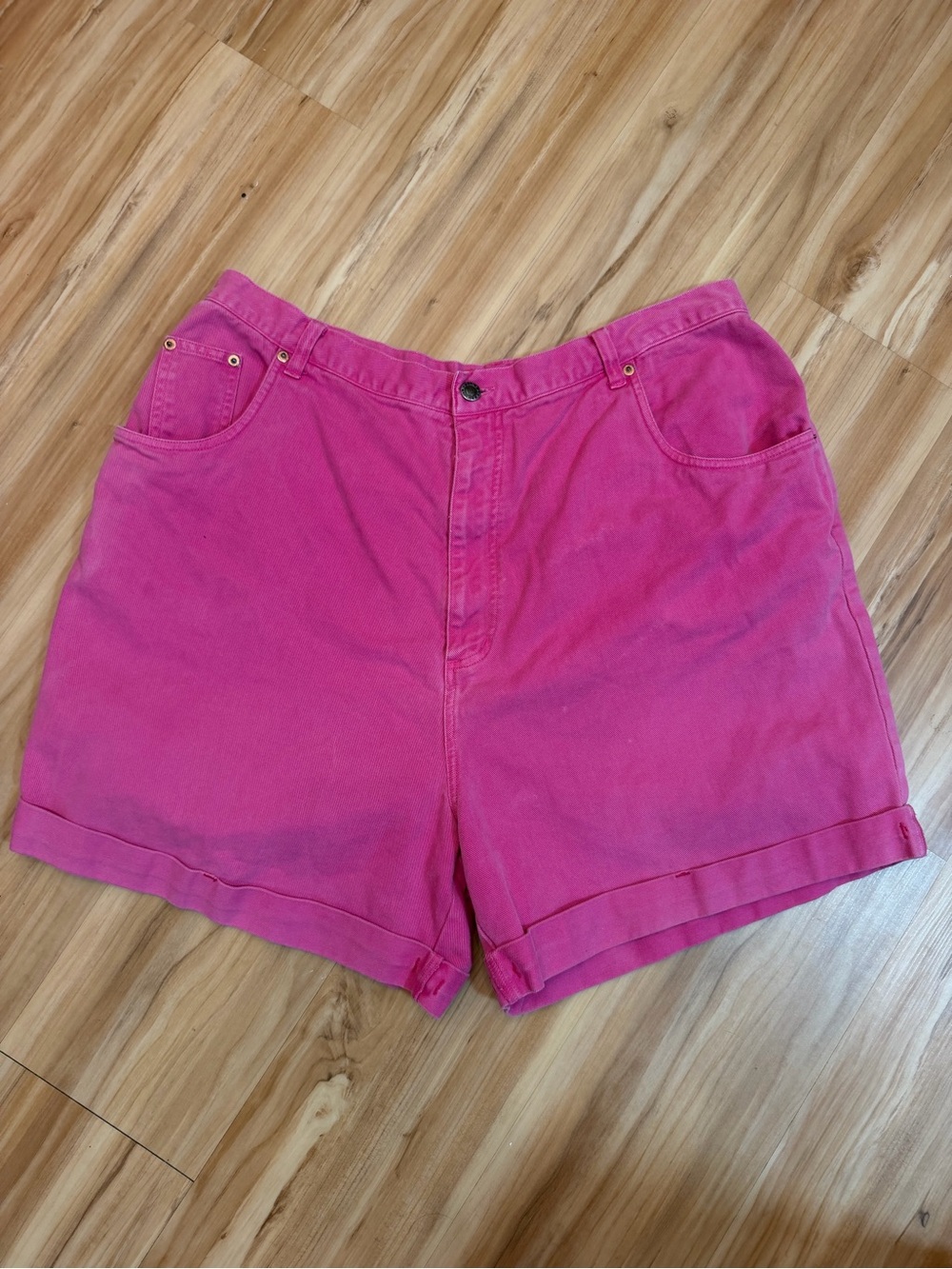 Vintage Woman’s Plus Size High Waisted Pink Denim Shorte